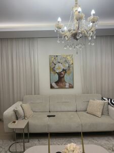 Yağlı Boya Dokulu Kabartmalı Çiçekli Kadın Tablo