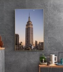 Kanvas Tuval Tablo The Lonely Skyscraper Kod: SR0005